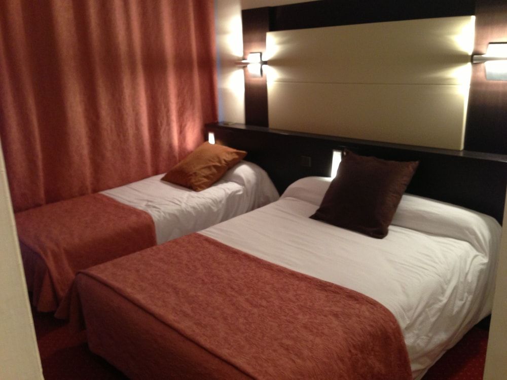The Originals City, Hôtel Galaxie, Nice Aéroport 3