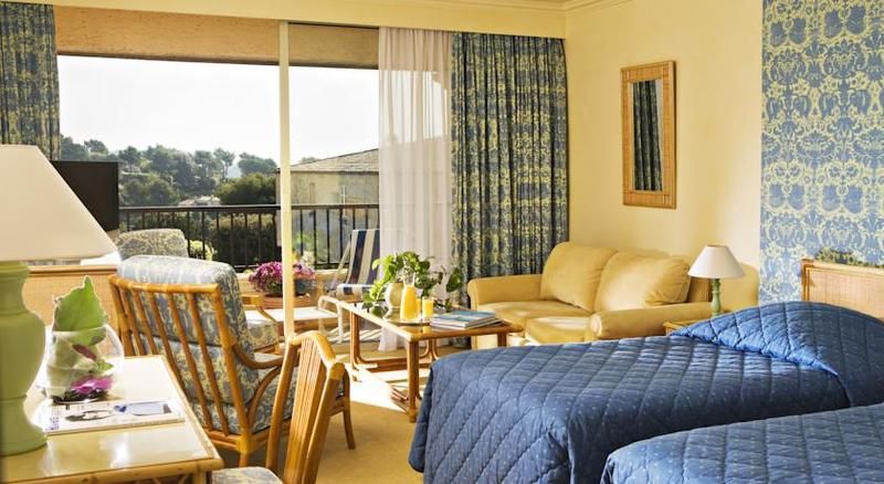 Le Mas d'Artigny & Spa 2