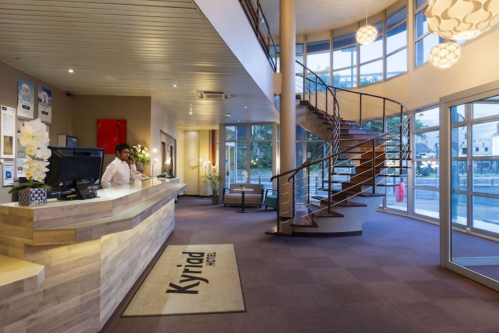 Kyriad Tours - Saint Pierre des Corps Gare 3 étoiles à Saint-Pierre-des-Corps