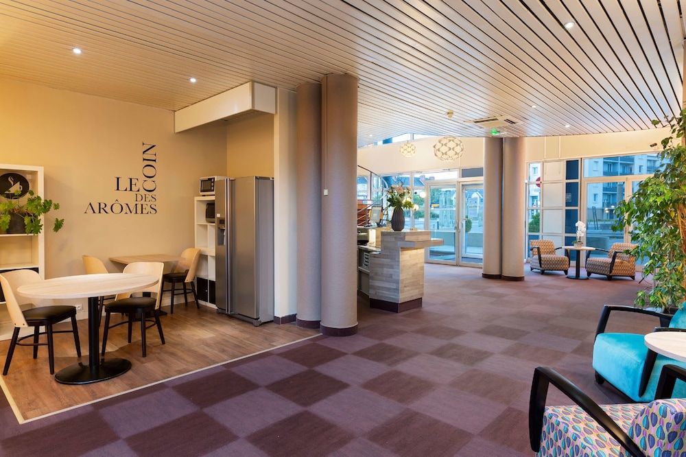 Kyriad Tours - Saint Pierre des Corps Gare 2