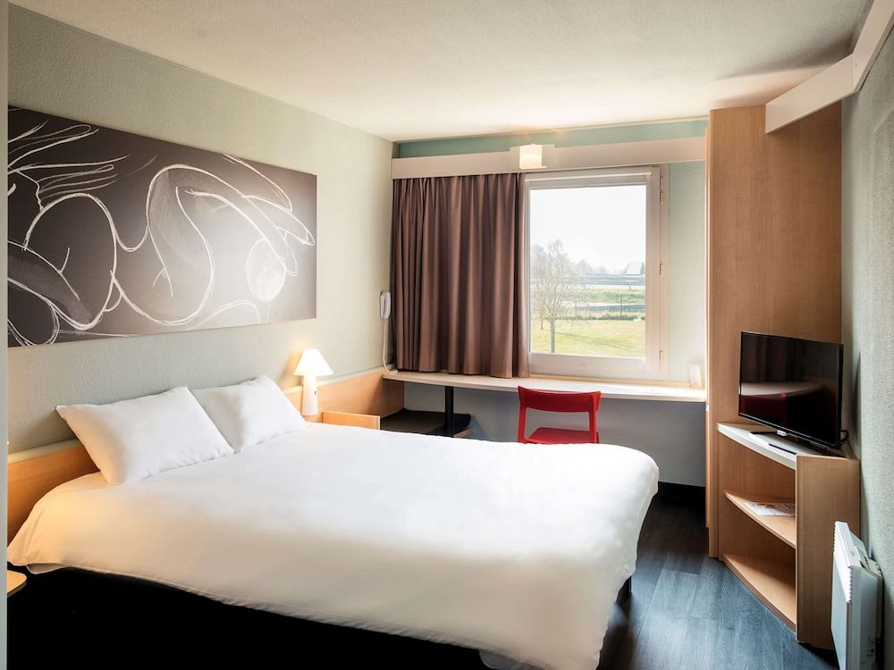 ibis Avranches Baie du Mont Saint Michel 3 estrelas em Saint-Quentin-sur-le-Homme