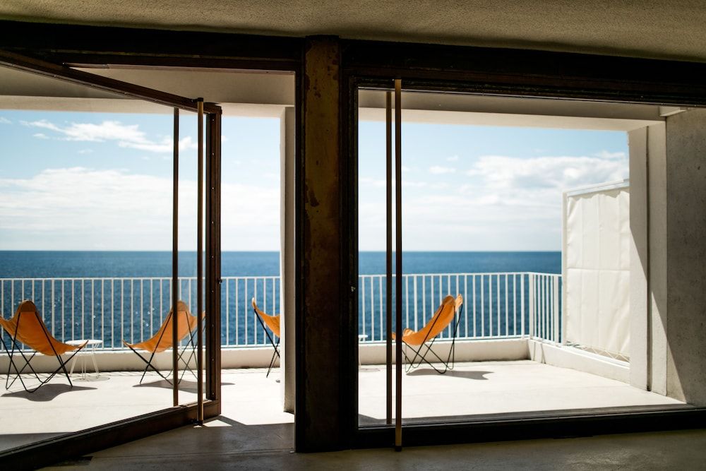 Les Roches Rouges, a Beaumier hotel 2