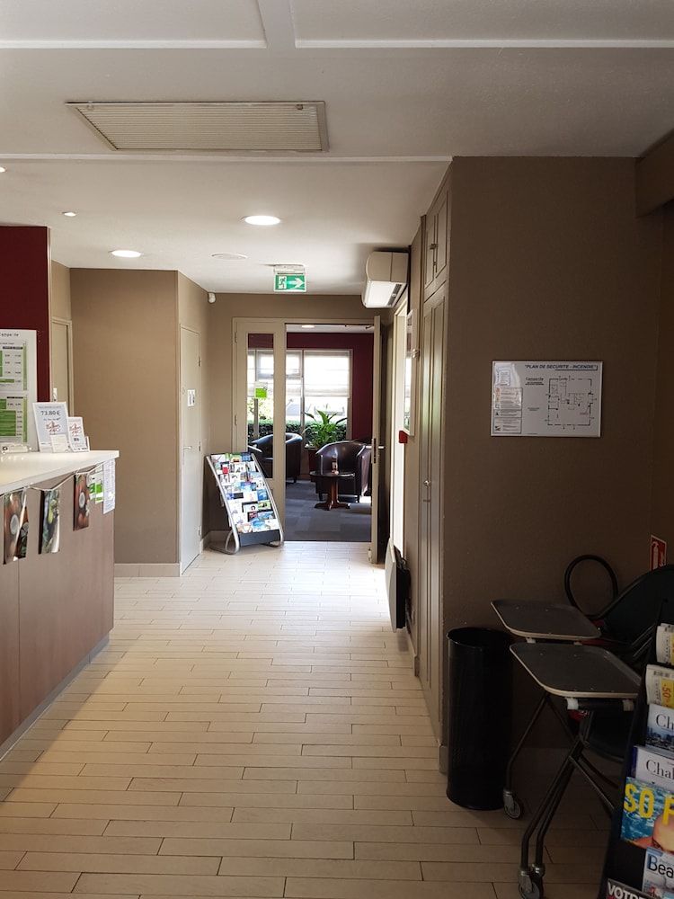 Hotel Campanile Saint Etienne Est - Saint Chamond 2