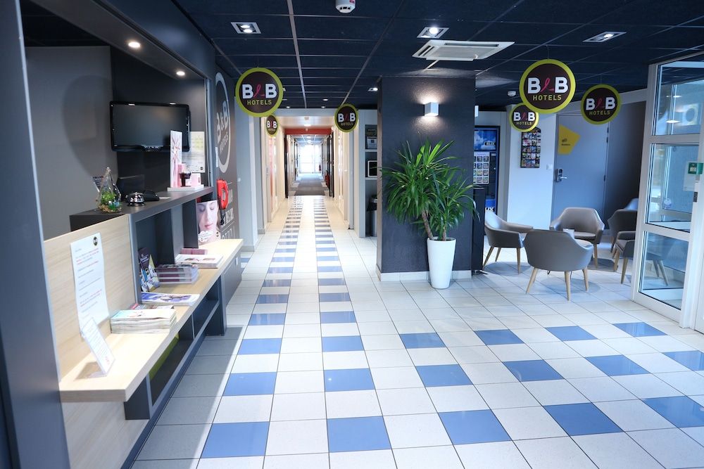 B&B Hotel Saint Jean De Maurienne 2