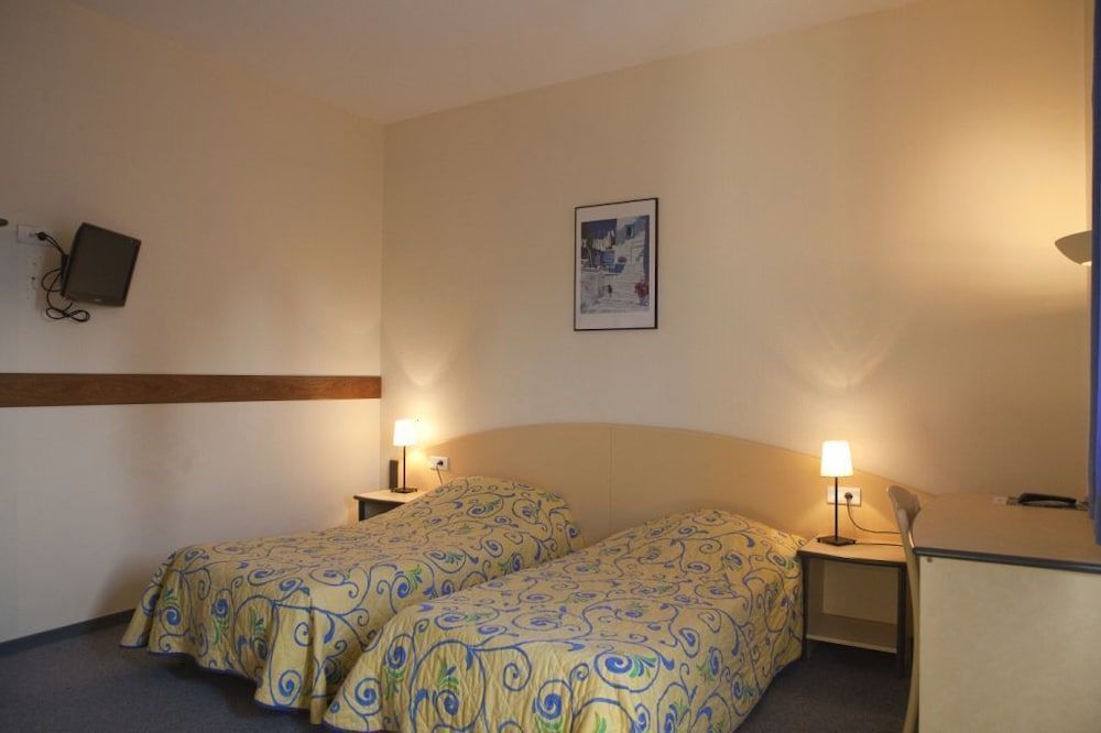 Complexe Hôtelier Regain 2