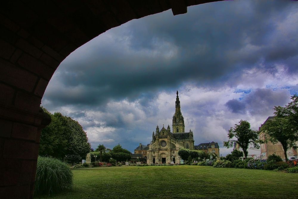 Brit Hotel Kara Sainte-Anne-d'Auray 3 estrelas em Sainte-Anne-d'Auray