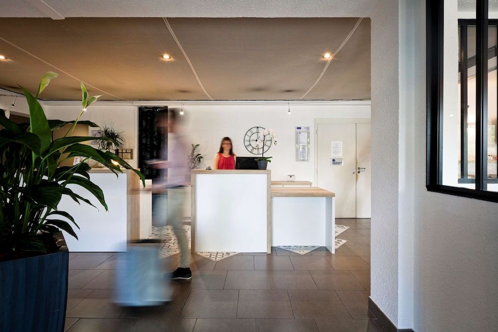 Kyriad Lyon Sud Saint Genis Laval 2