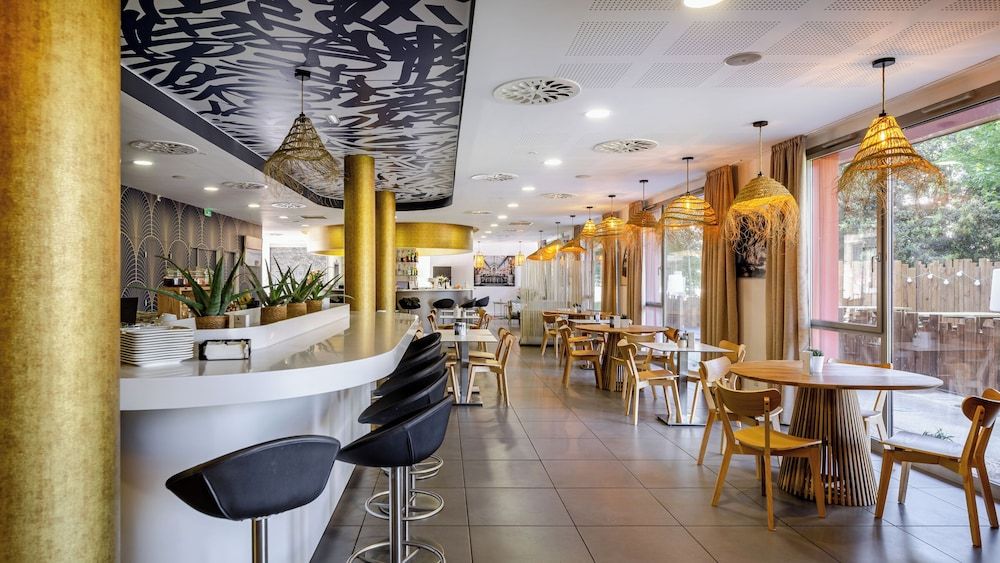 Akena Nantes Atlantis 3 estrelas em Saint-Herblain