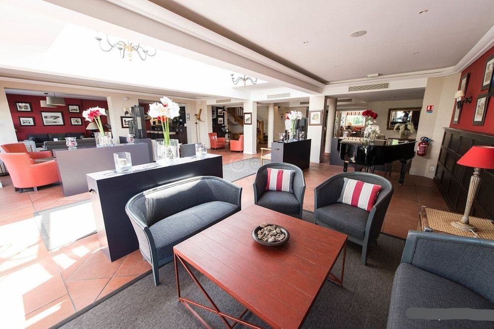 Hôtel et Résidence La Réserve 3