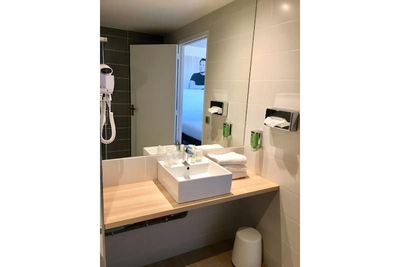 Brit Hotel Martigues 3