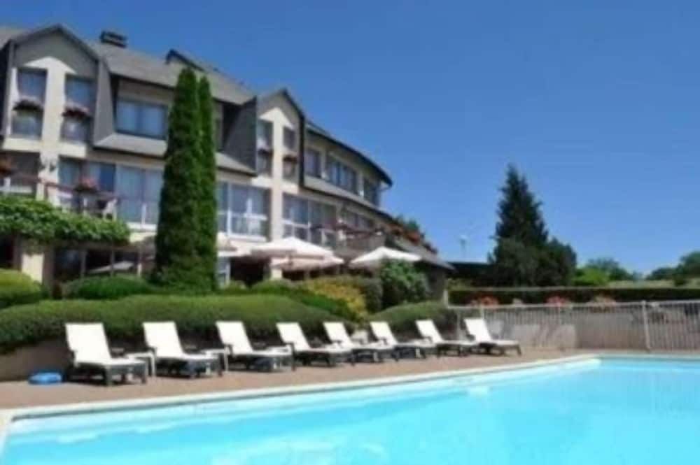 INTER-HOTEL Salers Le Gerfaut 3 estrelas em Salers