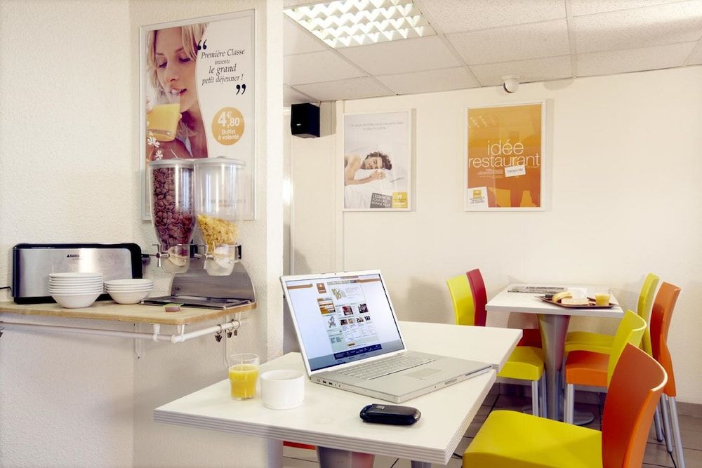 Hotel Première Classe Salon De Provence 2