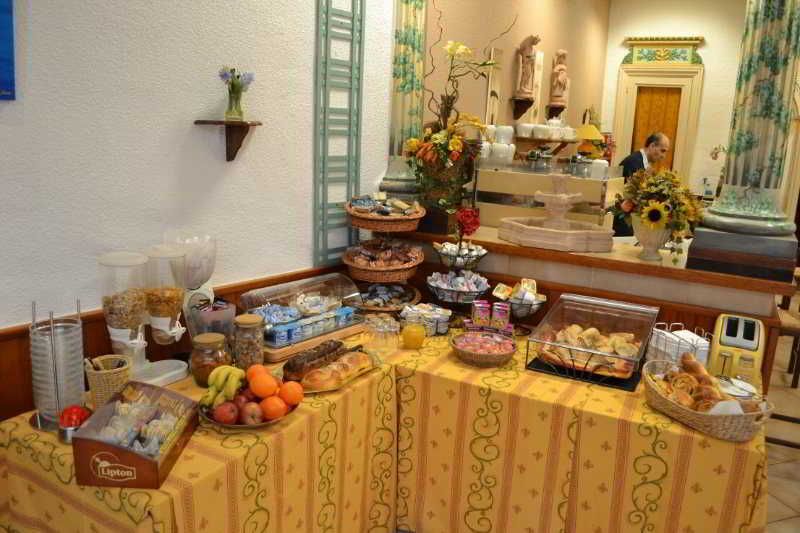 Hotel d'Angleterre, Salon-de-Provence 3