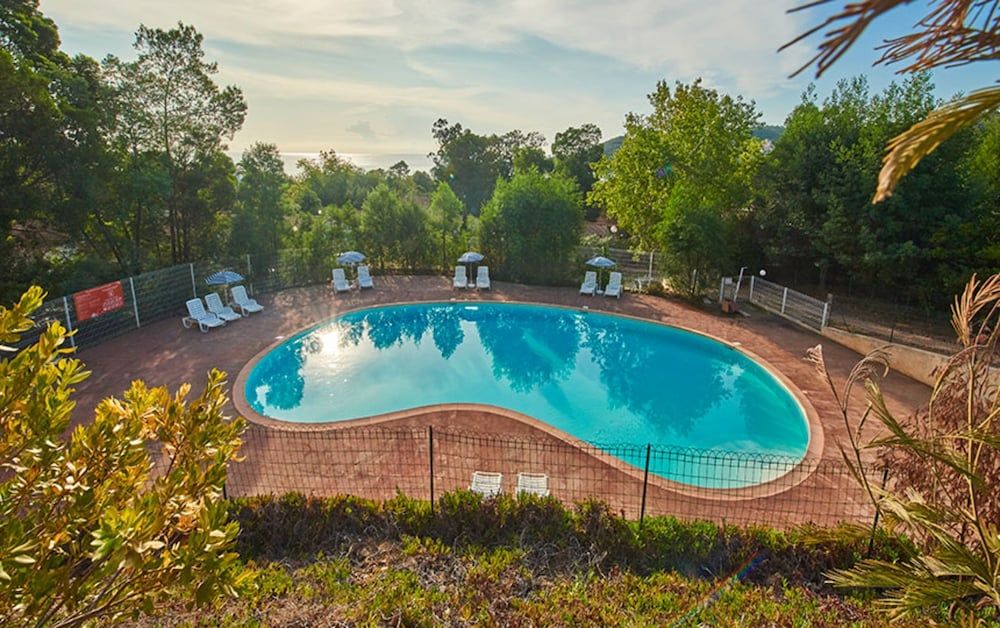 Vacancéole - Résidence Lisa Maria 3 estrelas em Sari-Solenzara