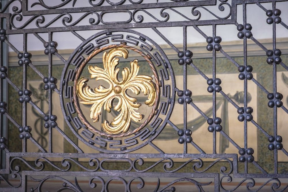 Hôtel Anne d'Anjou,The Originals Collection 2