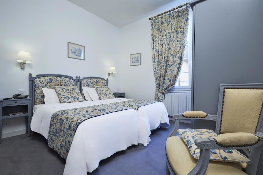 Hotel Kyriad Saumur 3