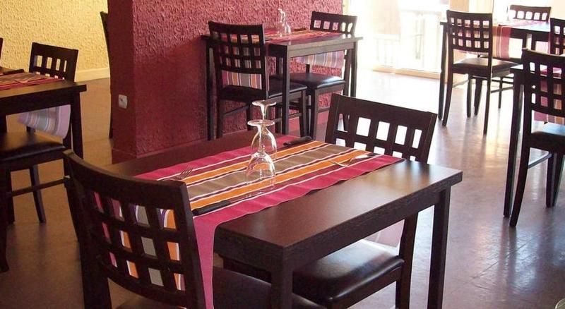 Les Tritons 2 estrelas em Sète