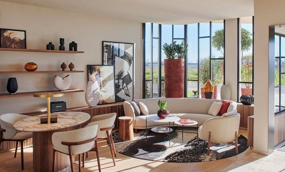 Chateau Hotel & Spa Grand Barrail 3