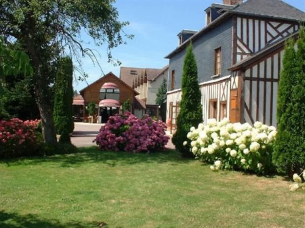 Le Clos Deauville Saint-Gatien 3 estrelas em Saint-Gatien-des-Bois