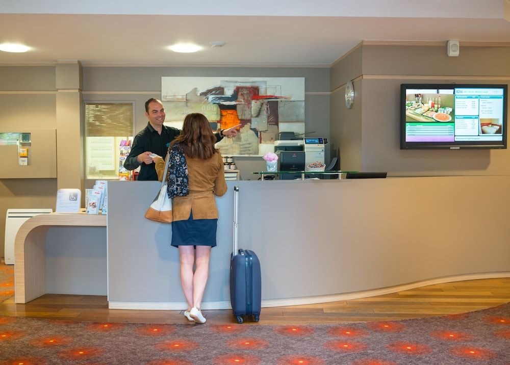 Brit Hotel Rennes St Grégoire - Le Villeneuve 2