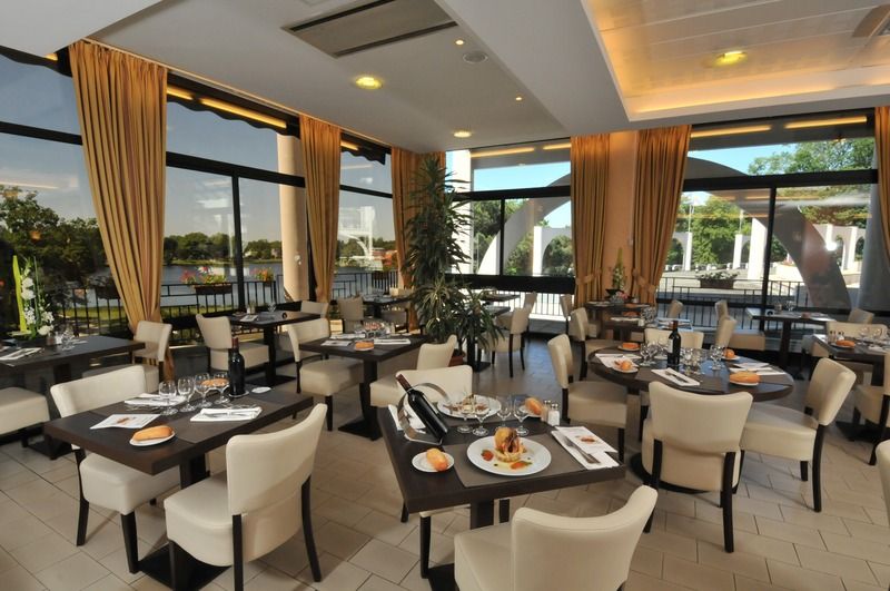 Brit Hotel Du Lac St Paul Les Dax 2