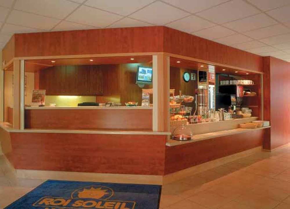 B&B HOTEL Strasbourg Aéroport 2