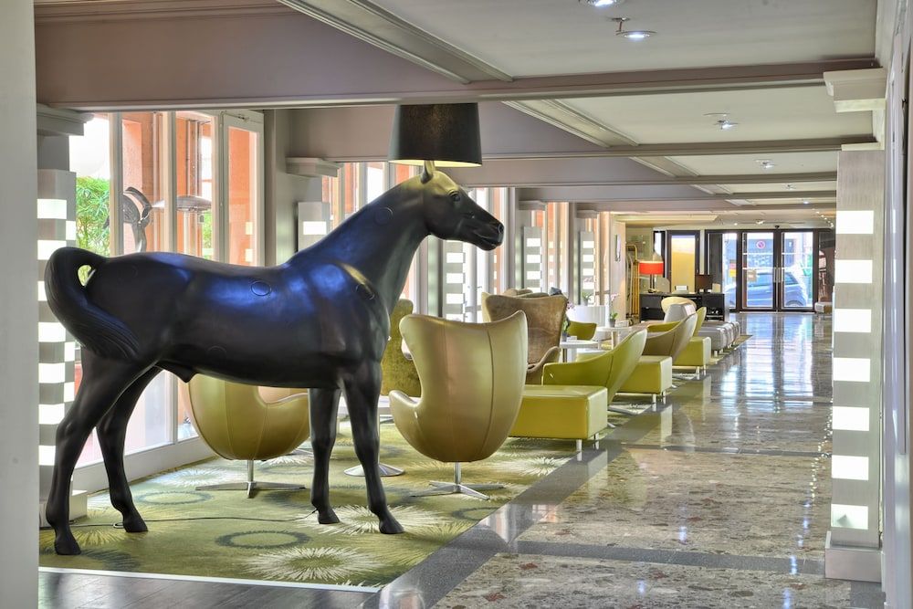 Plaza Hotel Capitole Toulouse 2