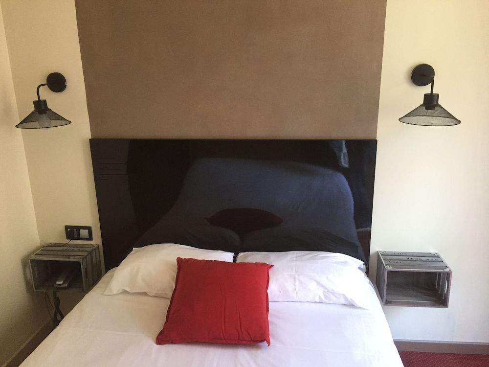Hotel Ambassadeurs 2 estrellas en Tolosa