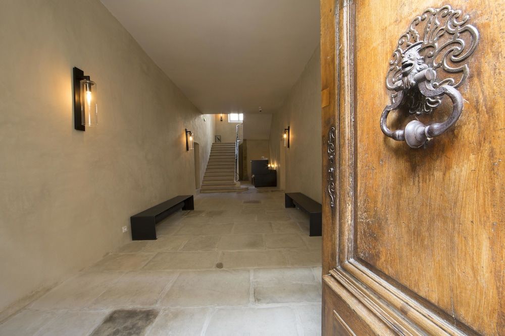 Hotel de la Villeon 2