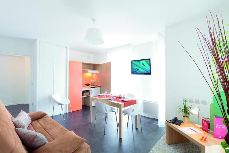 Appart' City Confort Tour 3