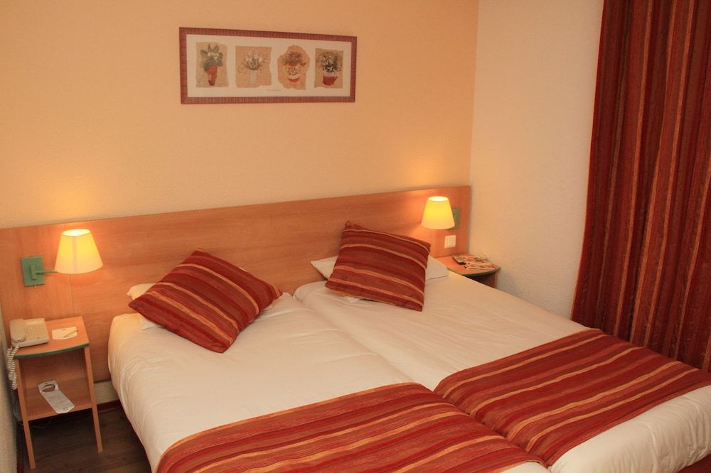 Logis Hotel Uzes Pont du Gard 3