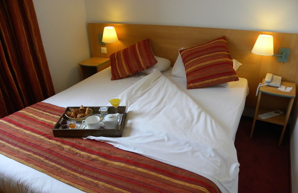 Logis Hotel Uzes Pont du Gard 3 étoiles à Uzès