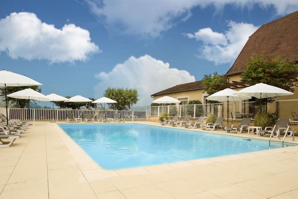 L'Oustal de Vézac 3 étoiles à Vézac