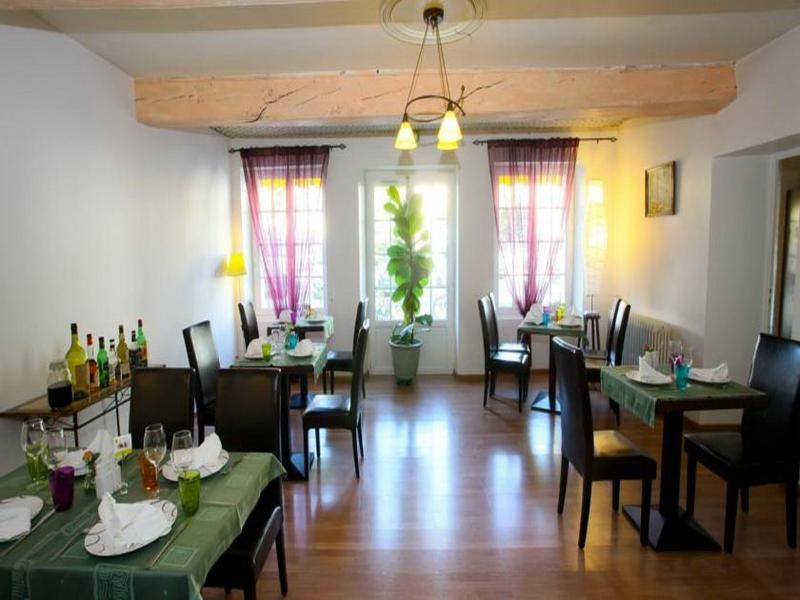 Logis Auberge La Cremaillere 2 étoiles à Villandraut