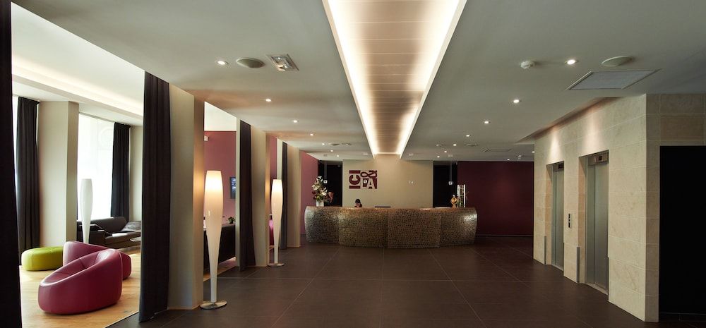 Hotel Mercure Villefranche en Beaujolais Ici & La 4 étoiles à Villefranche-sur-Saône