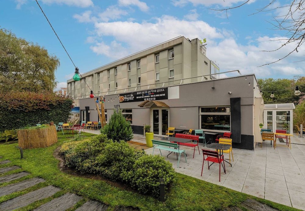 B&B HOTEL Lille Villeneuve d'Ascq Hôtel de Ville 3 estrellas en Villeneuve-d'Ascq