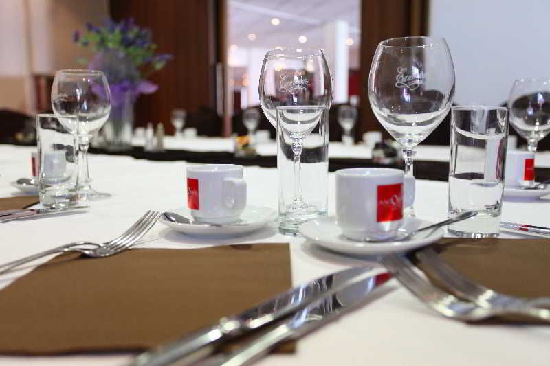 The Originals City Hôtel Grand Stade Ascotel Lille 3