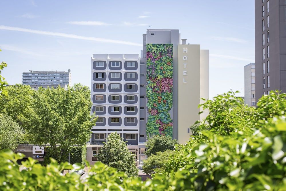 Hôtel des Congrès 3 étoiles à Villeurbanne
