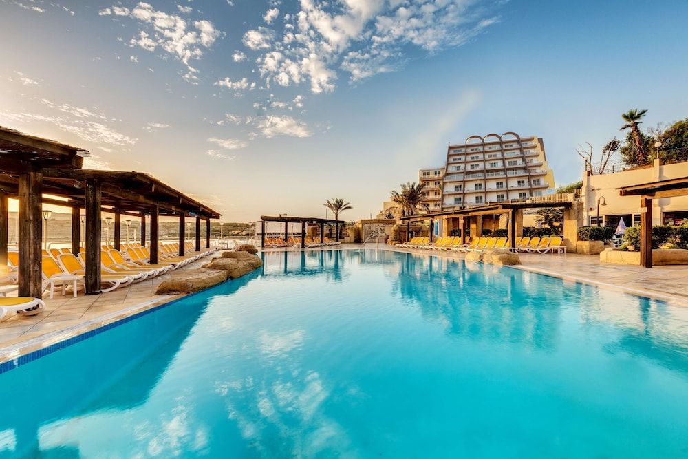 Sunny Coast Resort & Spa 1