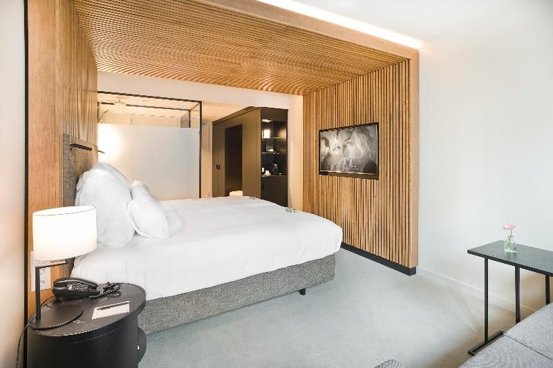 Pestana Amsterdam Riverside 1