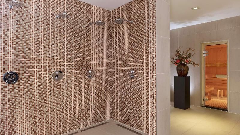 Park Plaza Amsterdam Airport 2