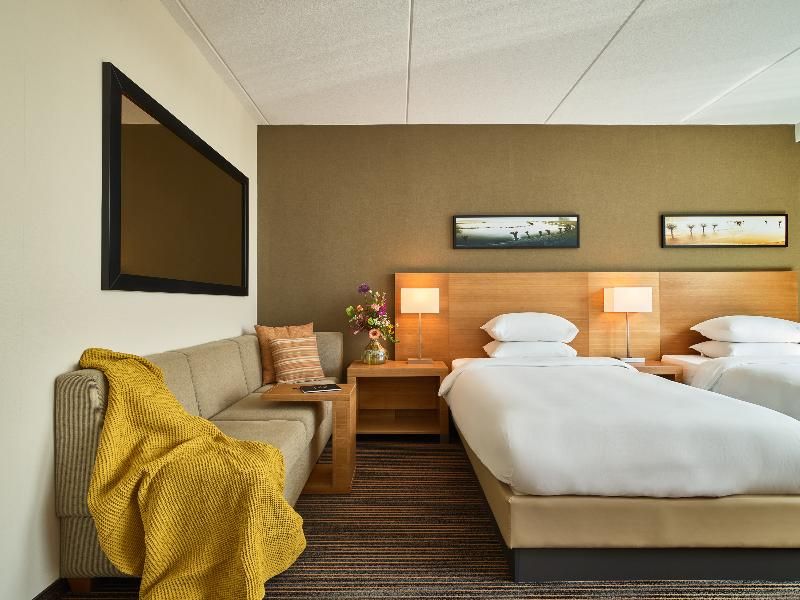 Hyatt Place Amsterdam Airport 2