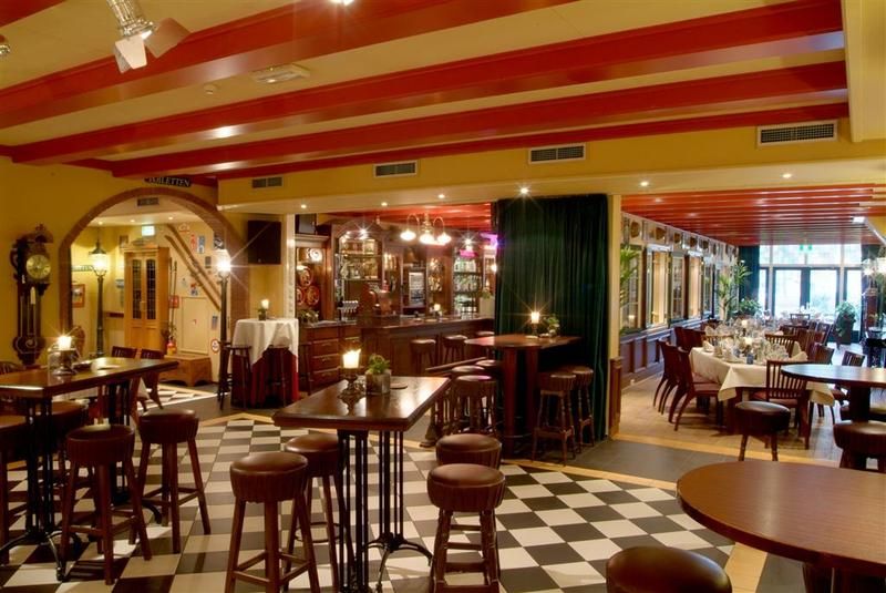 Hotel De Rustende Jager 2