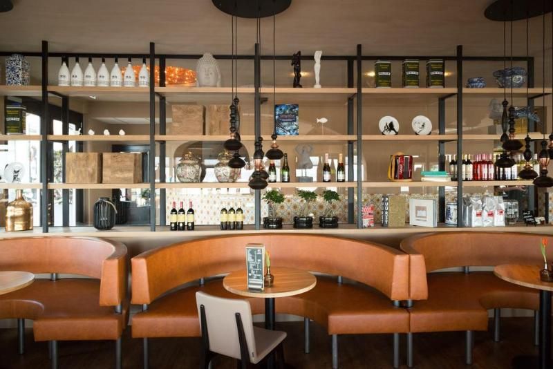 Hotel Café Restaurant Monopole 2