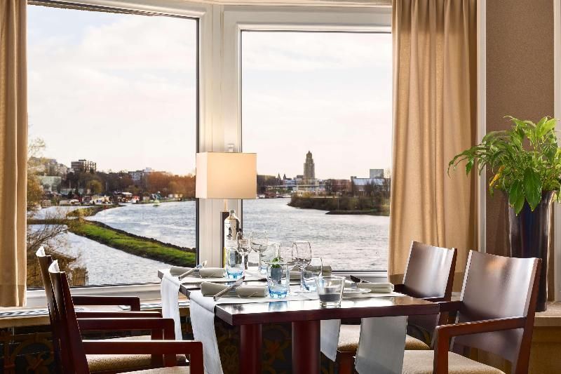 NH Arnhem Rijnhotel 4 estrelas em Arnhem