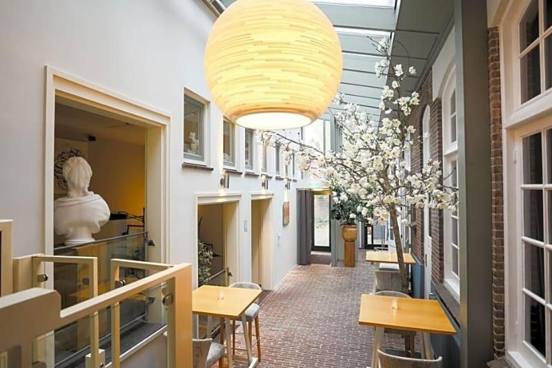 Tuindorphotel 't Lansink 1