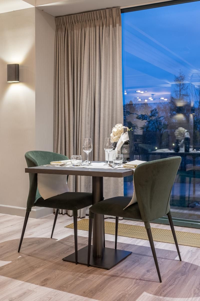 Fletcher Hotel-Restaurant De Hunzebergen 1