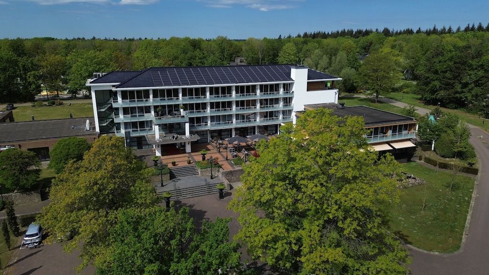 Fletcher Familiehotel De Hunzebergen 4 estrellas en Exloo