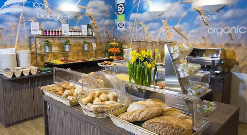 Court Garden Hotel   Ecodesigned 1