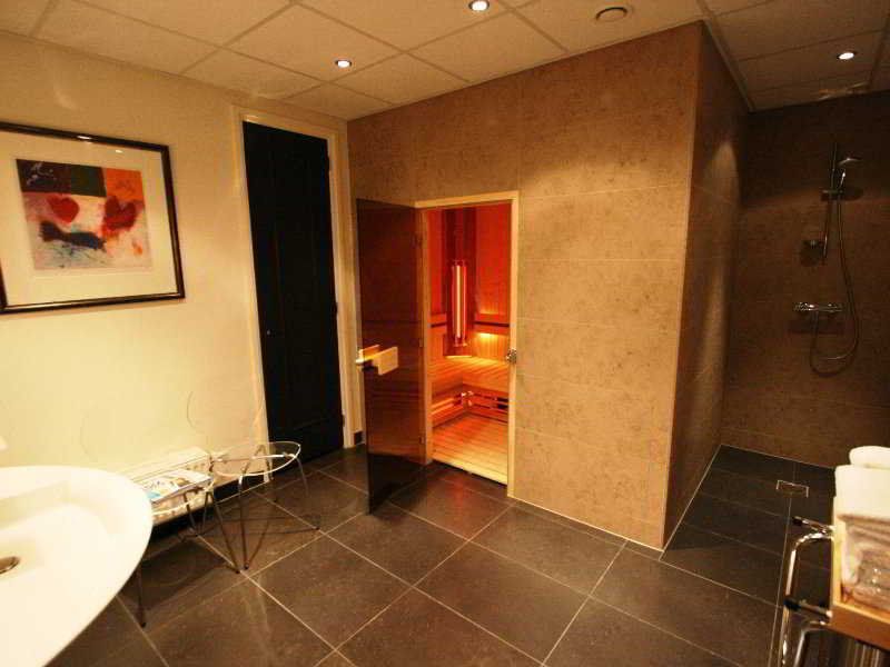 Sandton Hotel Pillows 2